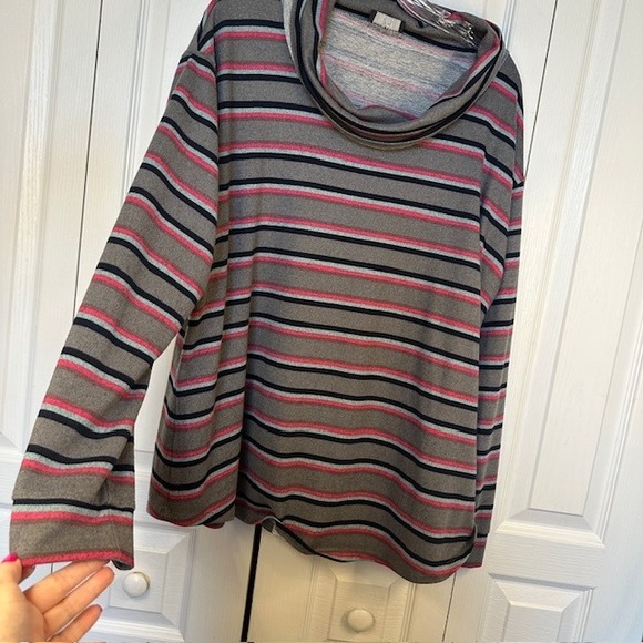 Lane Bryant Striped Cowl Neck Long Sleeve Tee Top Stretch Size 18/20 - Picture 5 of 6